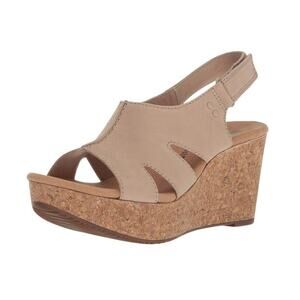 Clarks Collection Women's Annadel Bari Wedge Sandals Sand Size 9W WIDE Platform